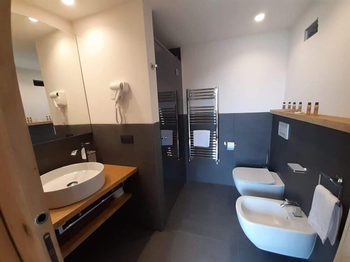 Bathroom 3, Agriturismo Ca' Pianazöla, Sondrio