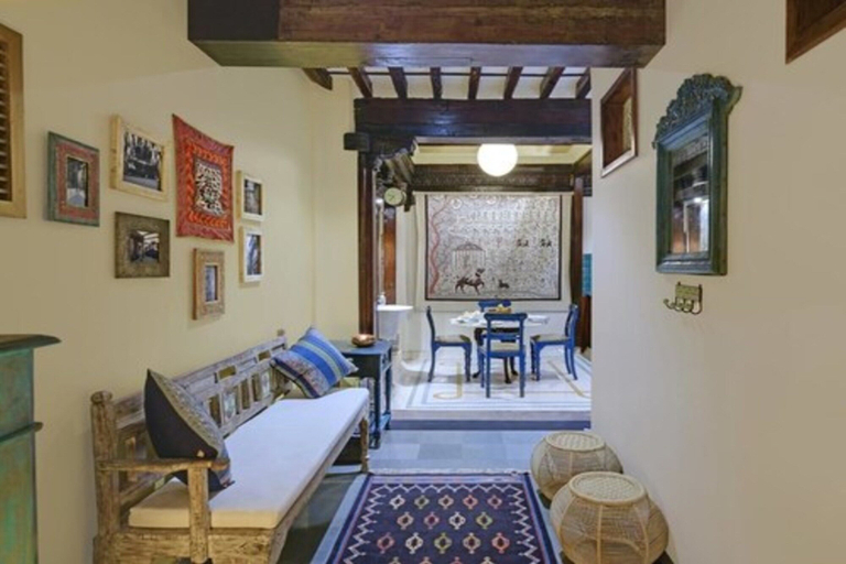Others 4, Dodhia Haveli, Ahmadabad