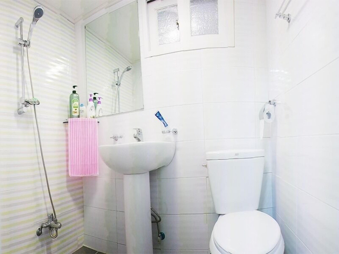 Bathroom 4, Agit Guesthouse, Jung