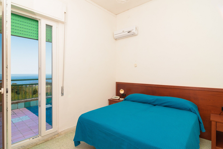 Bedroom 4, Hotel Riviera, Napoli