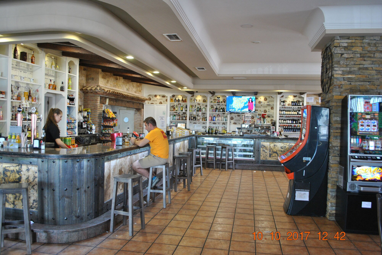 Food & Drinks 5, Hotel Restaurante Dama de Baza, Granada