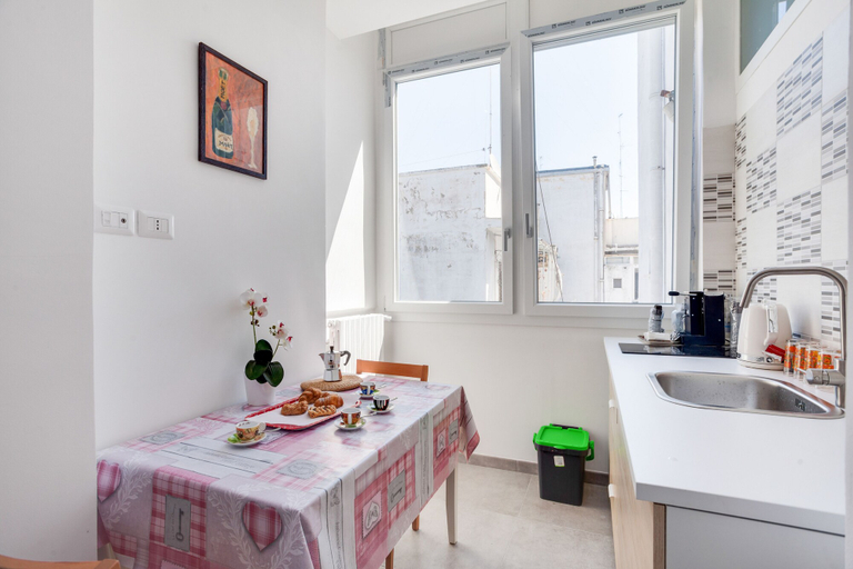 Private kitchen 4, LA BELLA VISTA BARI Sea View Terrace Apt, Bari