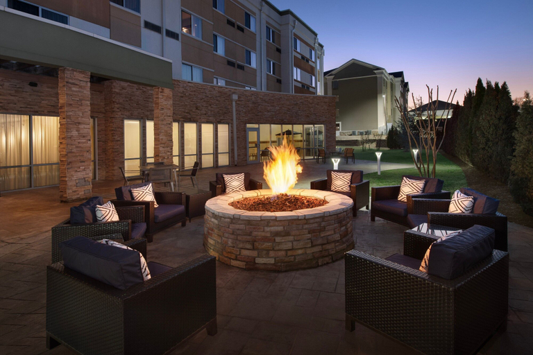 Food & Drinks 5, Courtyard by Marriott Little Rock North, Pulaski