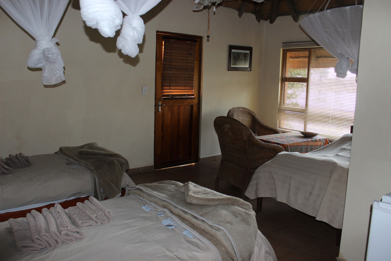 Bedroom 3, Ndhovu Safari Lodge - Campground, Mukwe