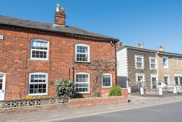 Exterior & Views 2, Abigail's Cottage, Suffolk