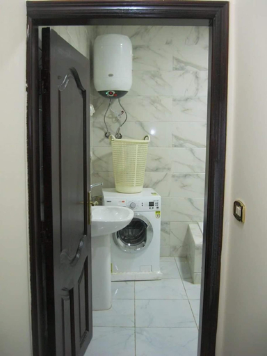 Bathroom 3, Three Bedroom Apartment With Pyramids View, Al-Ahram