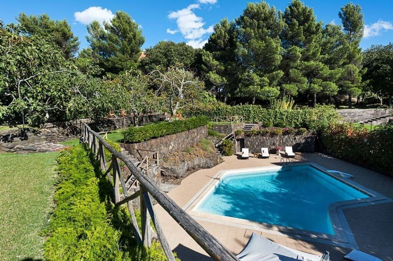 Outdoor pool 3, Montefiore, Catania