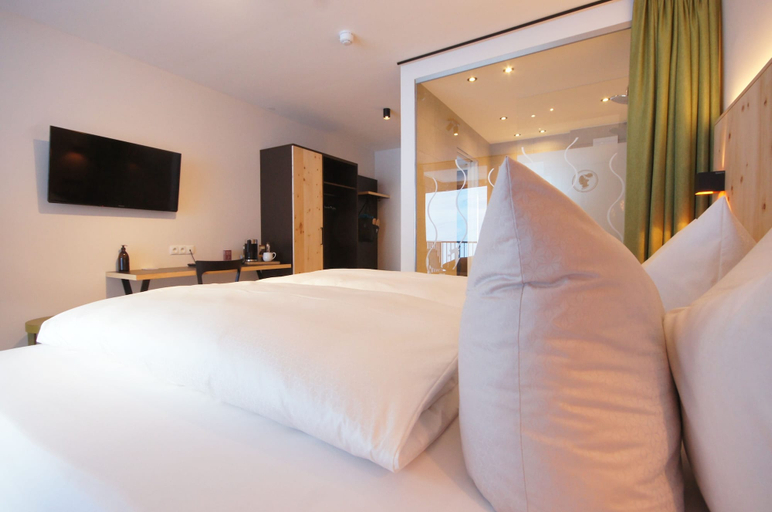 Bedroom 2, Hotel die Arlbergerin - Adults Friendly, Landeck