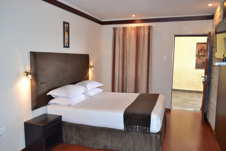 Bedroom 5, City Stay West, Thabo Mofutsanyane