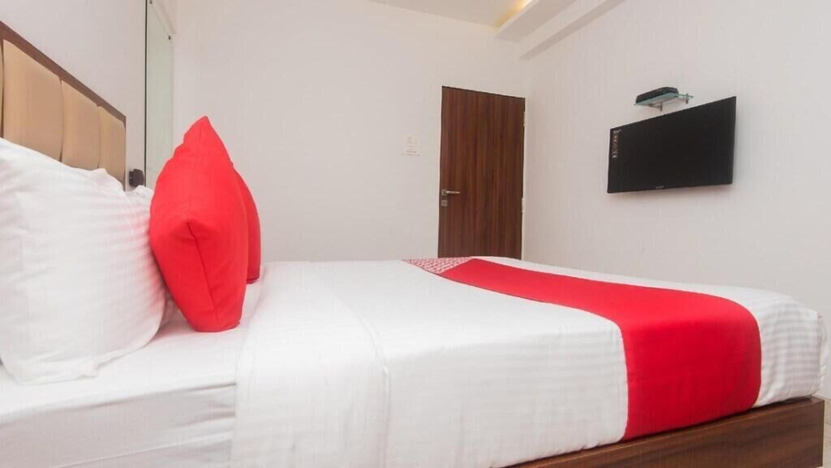 Bedroom 4, Hotel Grand Plaza, Mumbai Suburban