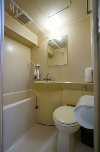 Bathroom 4, Shimaya Building 302, Sapporo
