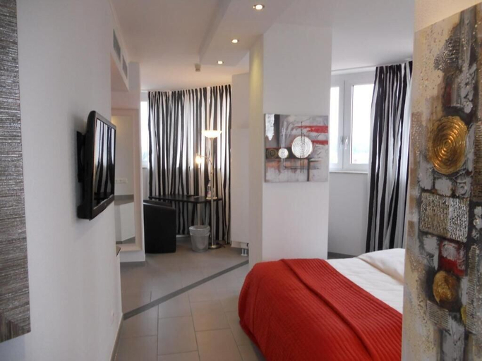 Bedroom 2, Turmhotel Rhein Main, Offenbach