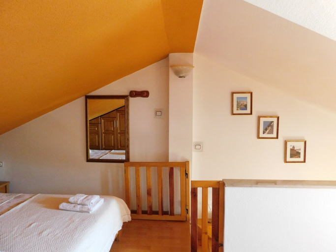Bedroom 2, Apartments Villa Serventi
