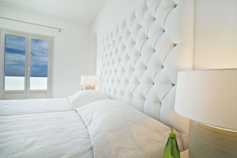 Bedroom 5, Santorini Palace, South Aegean