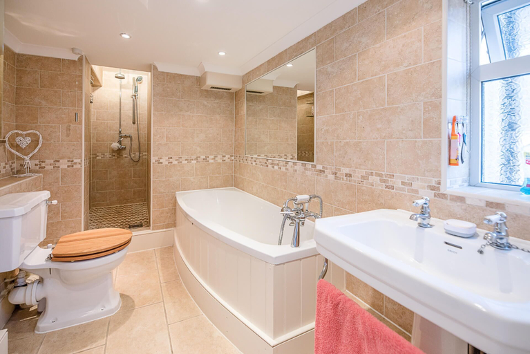 Bathroom, Abigail's Cottage, Suffolk