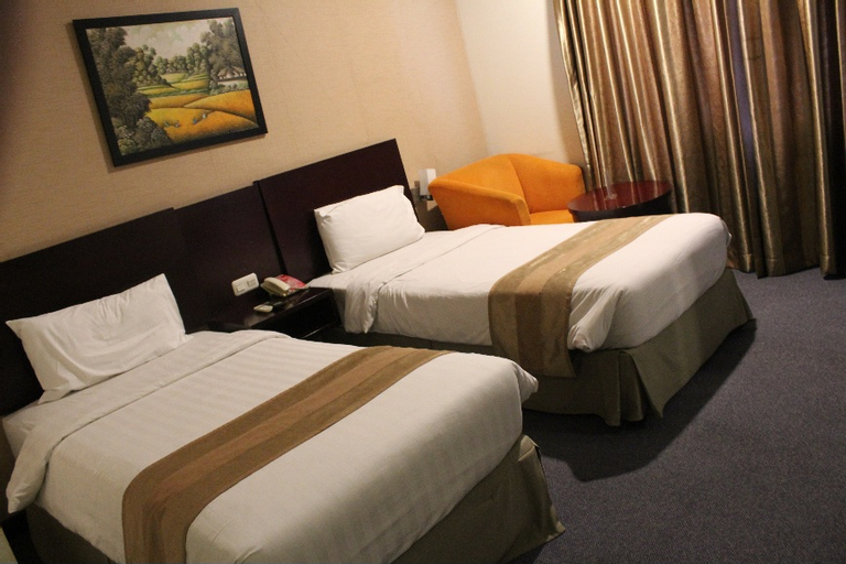 Bedroom 13