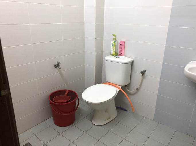 Bathroom 3, Seri Permai Homestay Pekan Pahang, Pekan