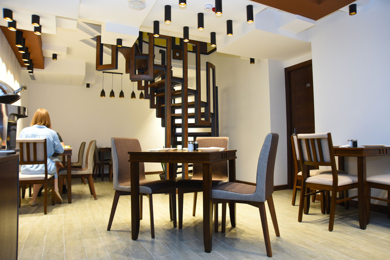 Food & Drinks 5, R&R INN hotel, Yerevan