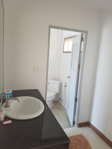 Bathroom, Diamond Beach Resort, Ko Phangan