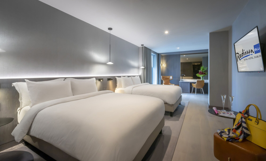 Bedroom 4, Radisson Blu Royal Hotel, Dublin, Dublin