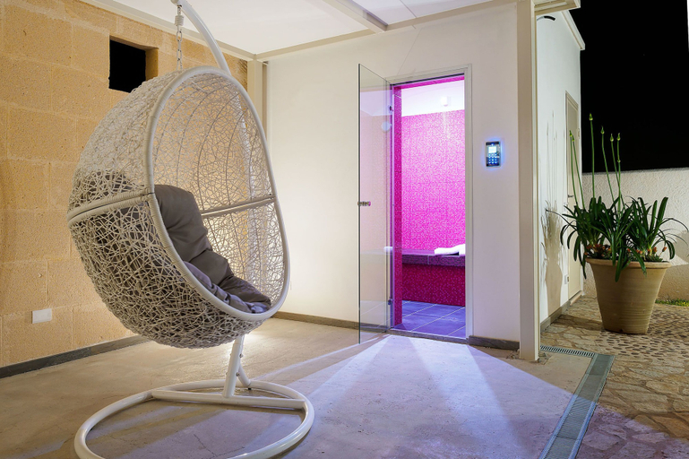 Spa, Pietra Del Sole, Trapani