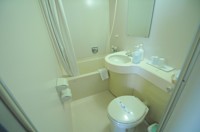 Bathroom 3, Hotel Saharin, Wakkanai