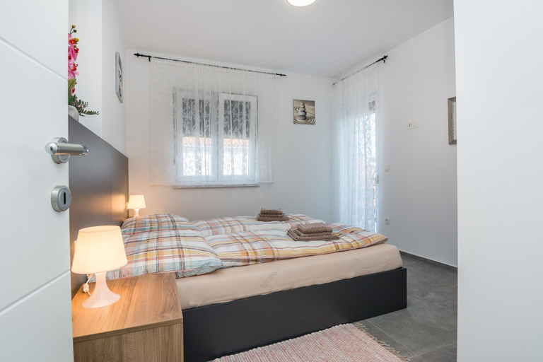 Bedroom 3, Apartment Spanic 2, Vir
