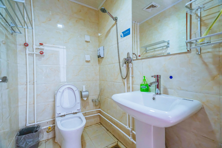 Bathroom, Yijie Holiday Hotel Fengning Lazhaying, Chengde