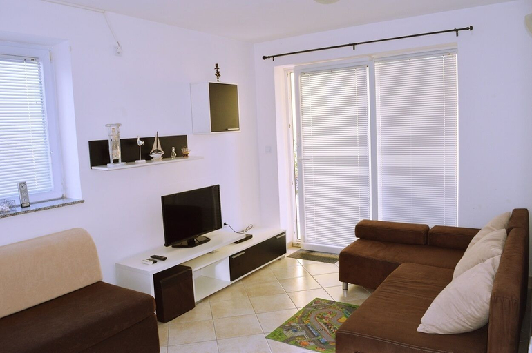 Others 4, Apartment Sunshine, Dobrinj
