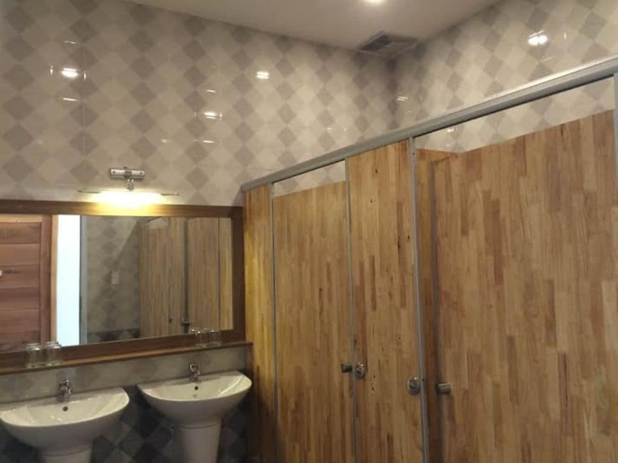 Bathroom 4, The Highland House, Buon Ma Thuot