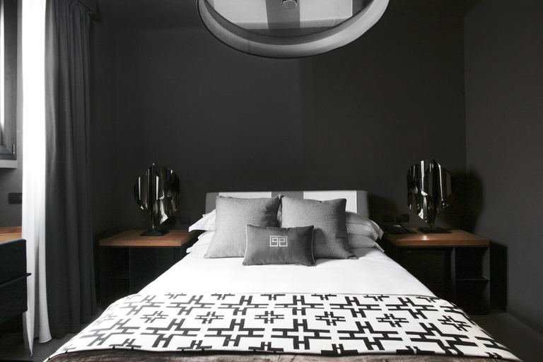 Bedroom 4, Parioli Place, Roma