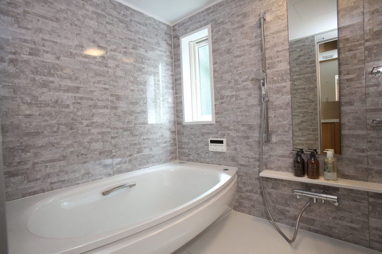 Bathroom 3, Villa Bavaria, Hakuba