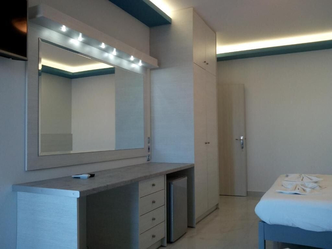Bedroom 2, Callinica Hotel, Ionian Islands