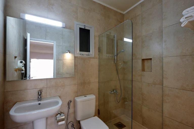 Bathroom, Zoukotel Hotel, Kasrouane