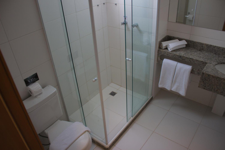 Bathroom 5, Aquarena Hotel, Salvador