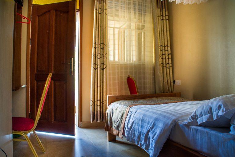 Bedroom 4, Jinja Safari Hotel, Jinja