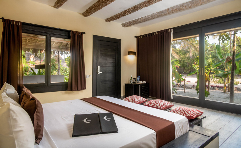 Bedroom 4, Blue Moon Resort, Kusini