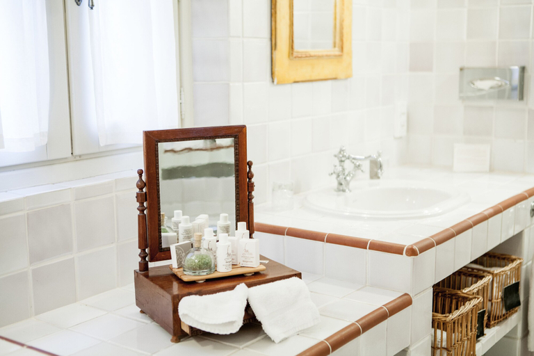 Bathroom 5, La Bastide de Moustiers, Alpes-de-Haute-Provence