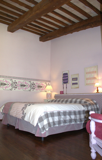 Bedroom 23