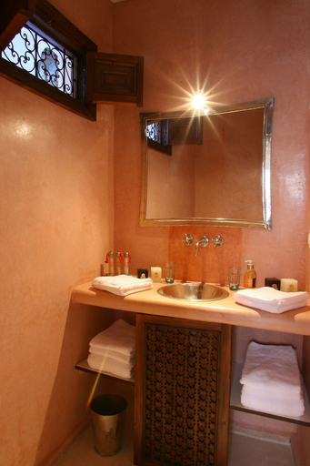 Bathroom 5, Riad Cherrata, Marrakech