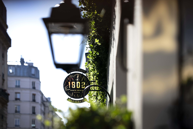 Exterior & Views 2, Hotel Monte Cristo, Paris