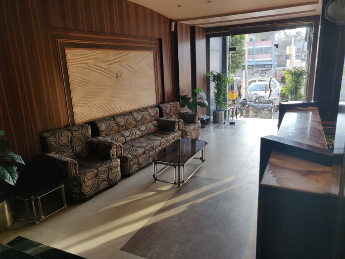 Others 1, Hotel Rahul, Jabalpur