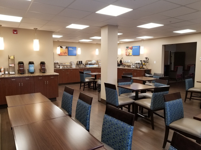 Food & Drinks 5, Comfort Inn Lethbridge, Division No. 2