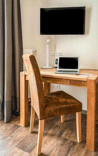 Others 5, Hotel Am Dalwigker Tor, Waldeck-Frankenberg