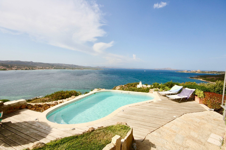 Others 5, Villa i Corbezzoli, Olbia-Tempio