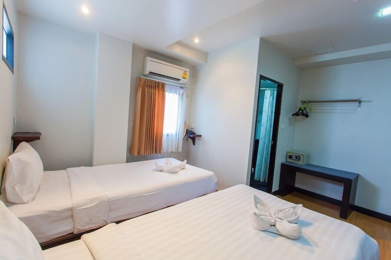 Bedroom 6