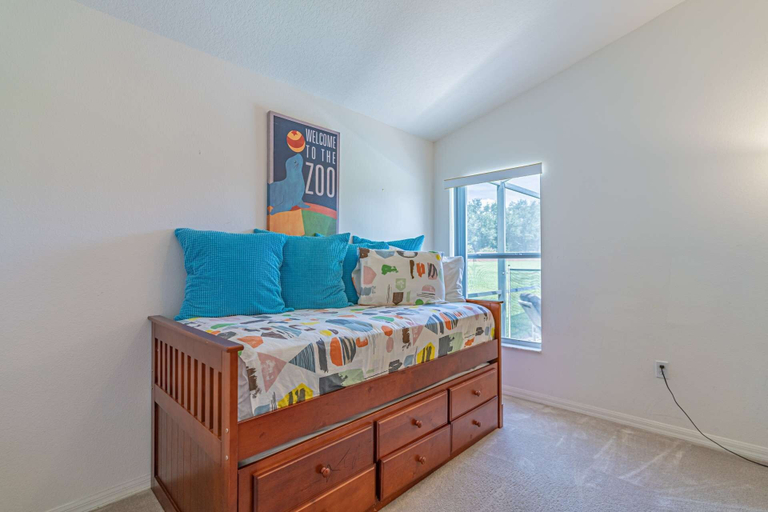 Bedroom 3, 727 West Haven, Polk