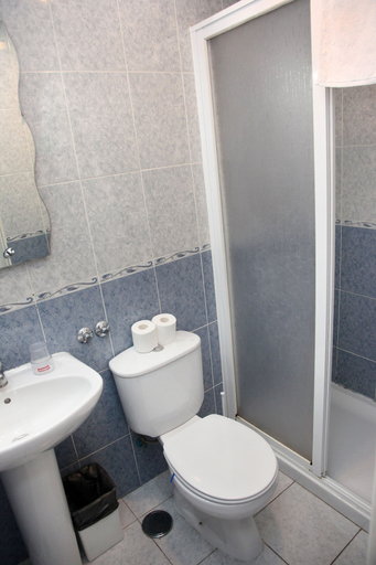 Bathroom 4, Lisbon Suite Home, Lisbon