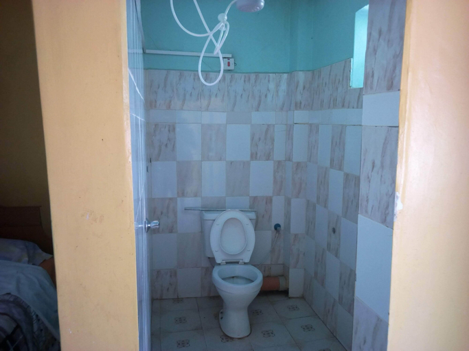 Bathroom 3, Eden Garden Hotel, Makueni