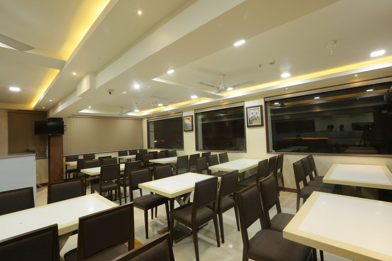 Food & Drinks 4, Hotel SRR Grand, Kancheepuram